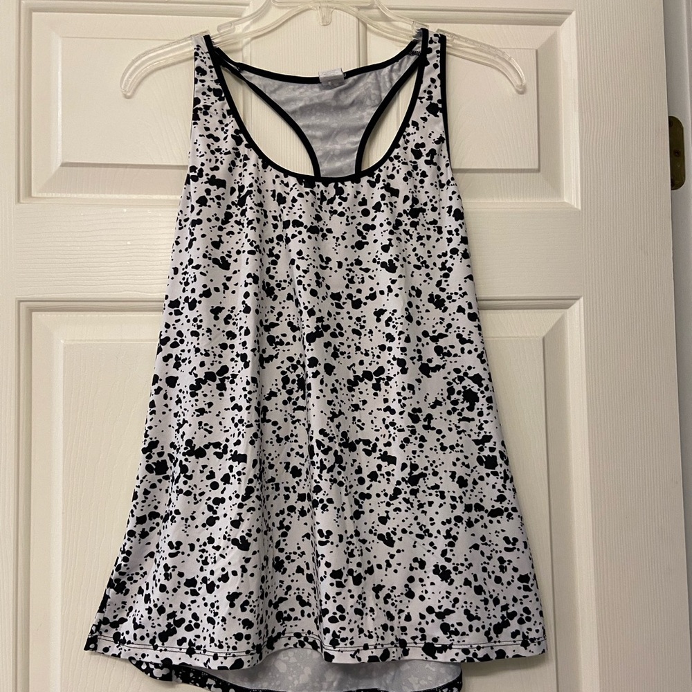 Fabletics black and white racer back tank top